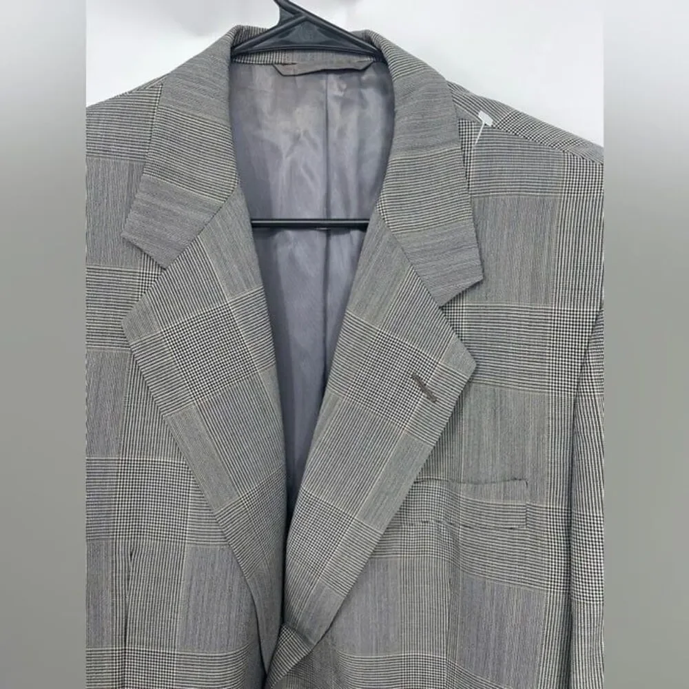 Hickey freeman gray plaid blazer size 42 R‎ saks fifth ave